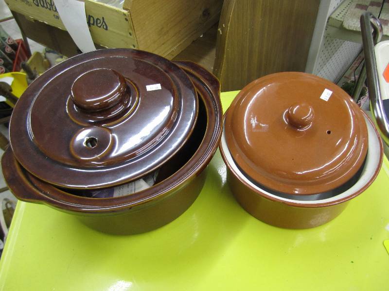 2 bean pots...
