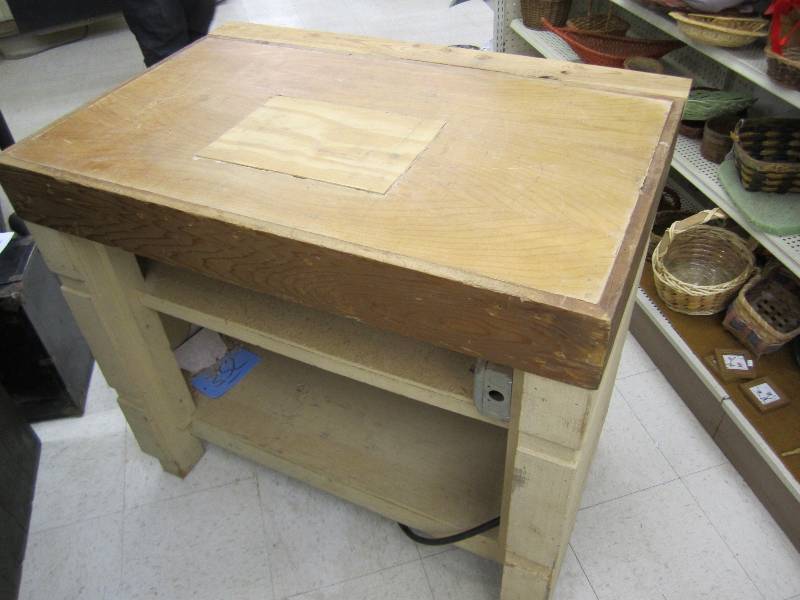 Wood work bench with switch and out...
