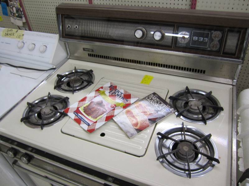 TAPPAN gas range and oven 3 wide, ...