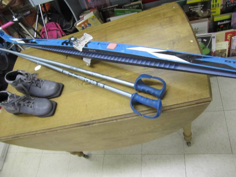 Fischer skiis, poles and boots...