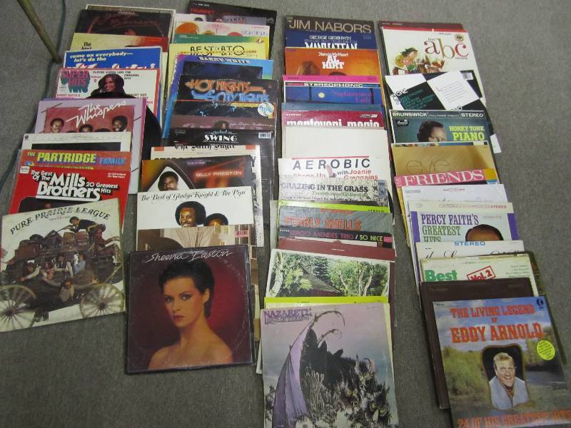Lot of vinyl record albums...