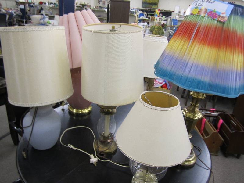 Lot of 6 electric lamps ...