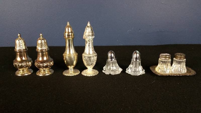 lot 131 image: Group of Salt & Pepper Shakers