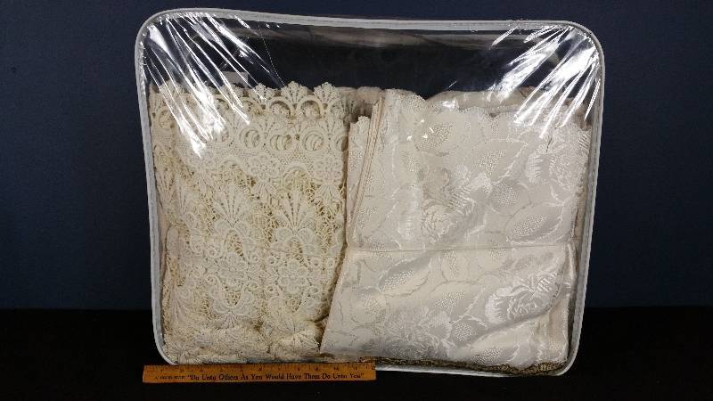 lot 132 image: Ornate Vintage Queen Bedspread