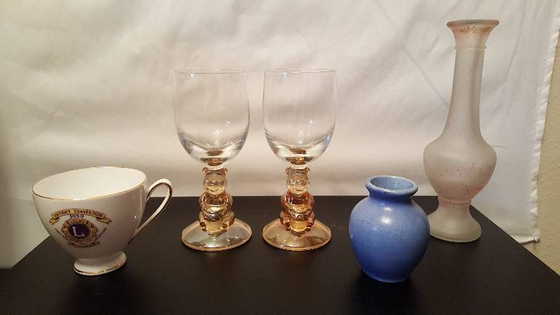 lot 80 image: Pair of Winny the Pooh Glasses, Vases, Etc.