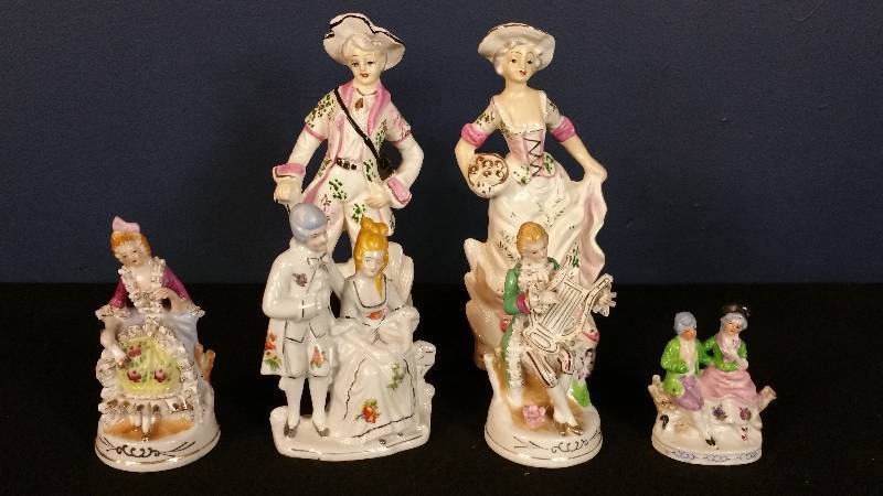 lot 33 image: Group of (6) Japanese Porcelain Figurals