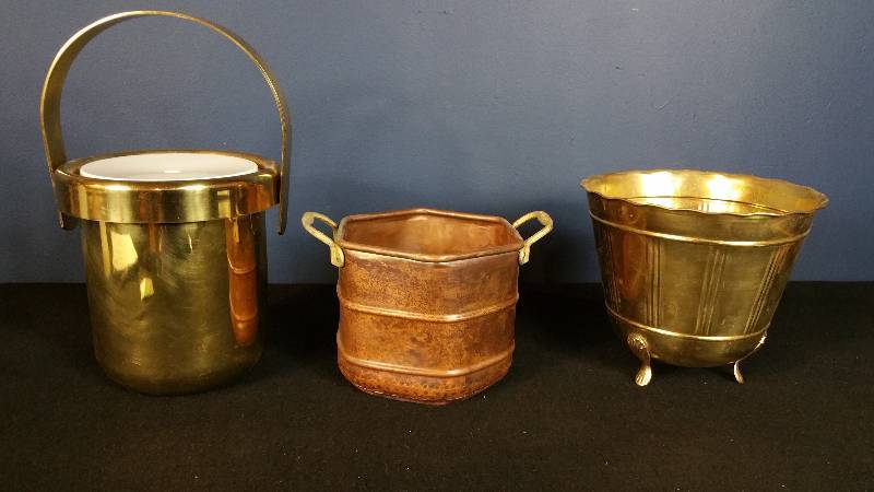 lot 38 image: Copper & Brass Items