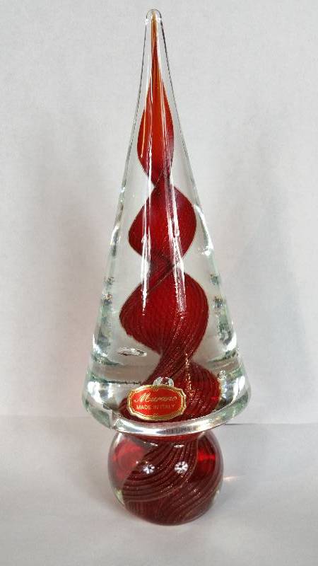 lot 62 image: Vintage Murano Italian Red Swirl Christmas Tree Paperweight
