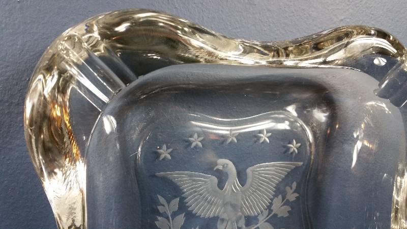 lot 90 image: Large, Heavy Eagle Etched Glass Ash Tray