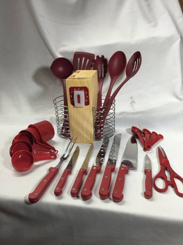 Pro 25-Pc. Cutlery and Gadget Set