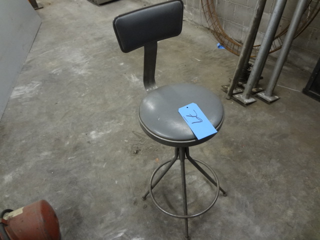 HighSwivel Chair