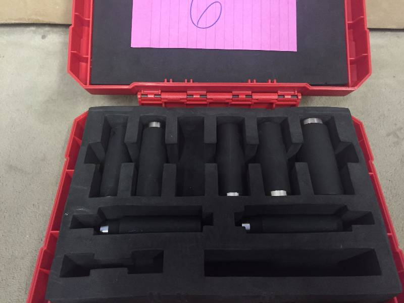 Milwaukee 12 in. Drive SHOCKWAVE Impact Duty Thin Wall Deep Socket Set missing 2 Pcs