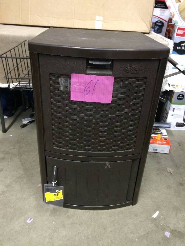 Patio Cooler like new condition