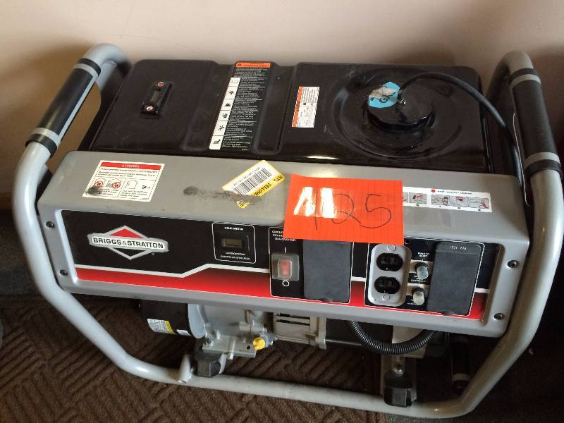 Briggs and Stratton 5,000 Watt Gasoline Powered Portable Generator missing wheels tested works