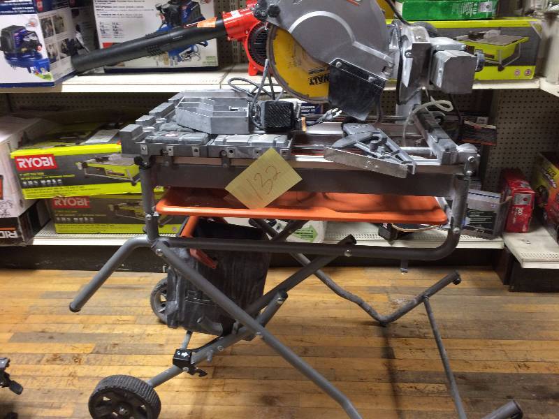 Ridgid 10 in. Wet Tile Saw with Stand Used tested works