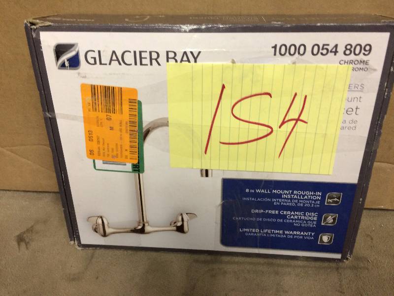 Glacier Bay 2-Handle Kitchen Faucet in Chrome NEW