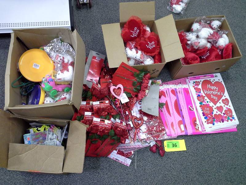 Assortment of Valentines decorations