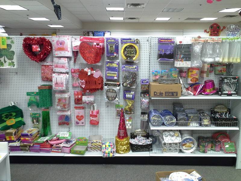 Various decorations, St. Patricks Day, Valentines Day, New Years