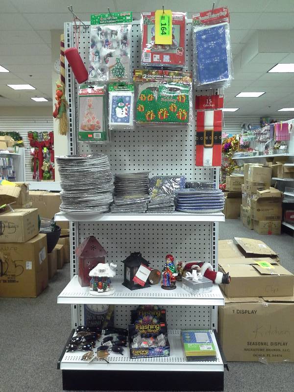Various holiday decorations, plates, napkins, other