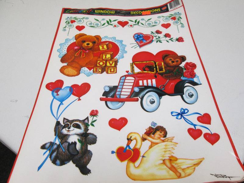 6 SHEETS OF VALENTINES DAY THEMED W...