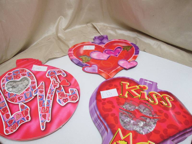 MISC VALENTINES DAY DECORATIONS ALL...