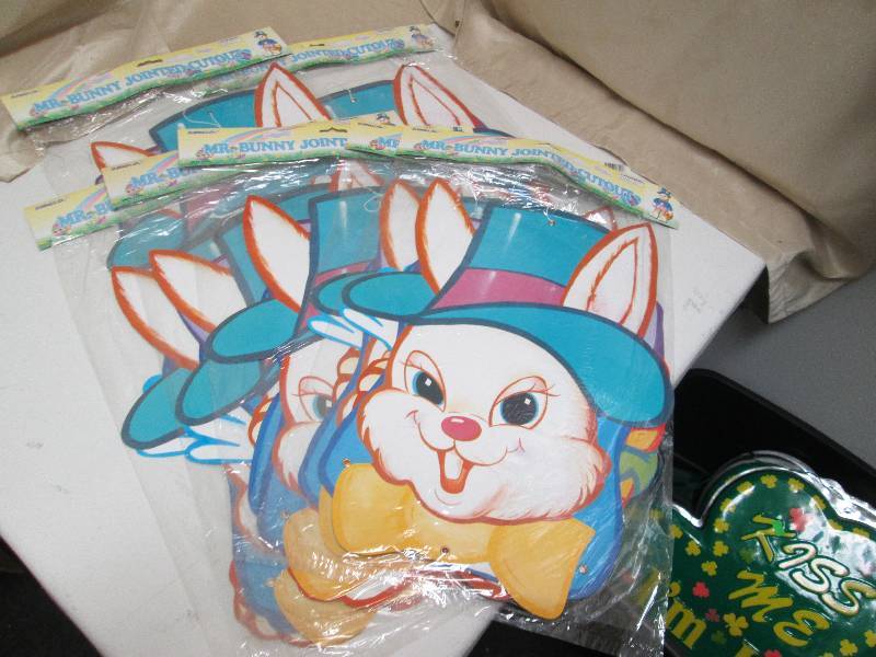 7 MR. BUNNY JOINTED CUTOUTS...
