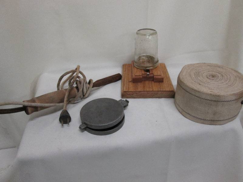 Antique curling iron, Hamburger pre...