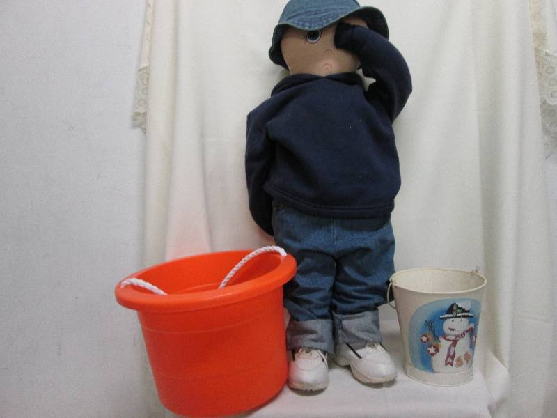Garden doll, large orange bucket, s...