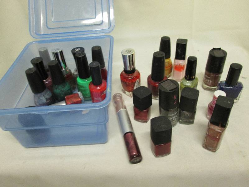 Large lot assorted colors nail poli...