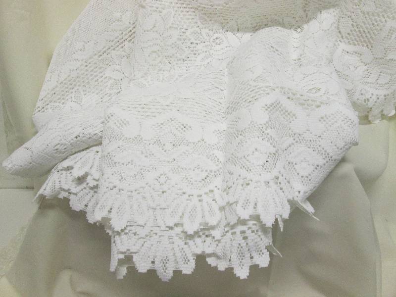 White lace tablecloth 60x108...