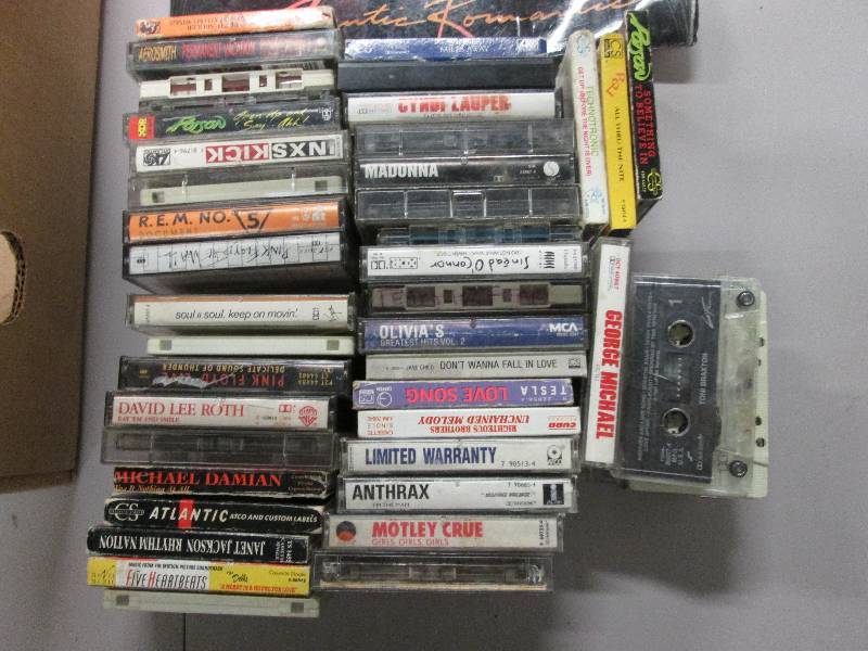 Large collection of music on casset...