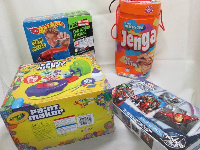Hot Wheels Design Your Own Car, Jen...