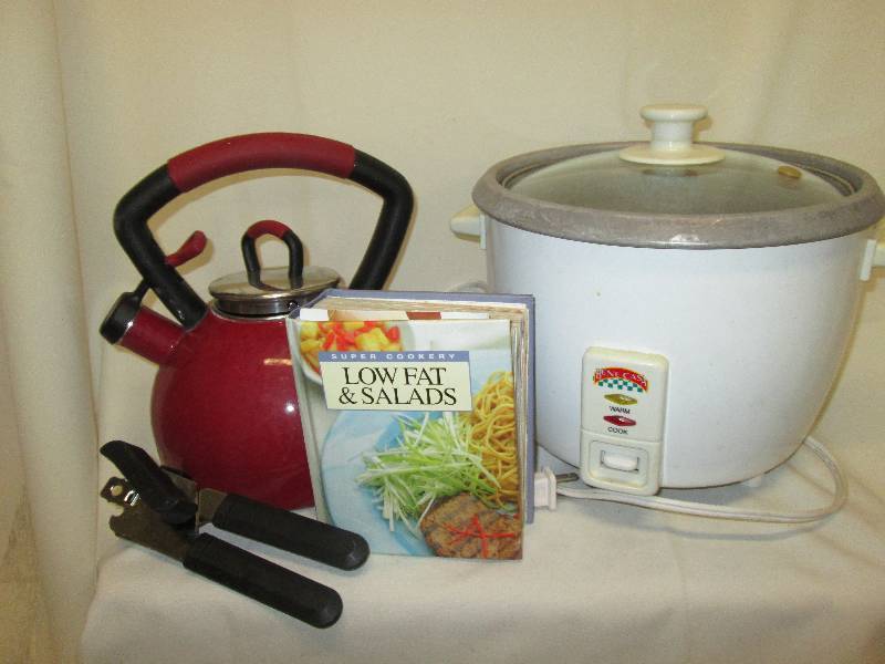 Kitchen Aid Teapot, CrockPot, Cookb...