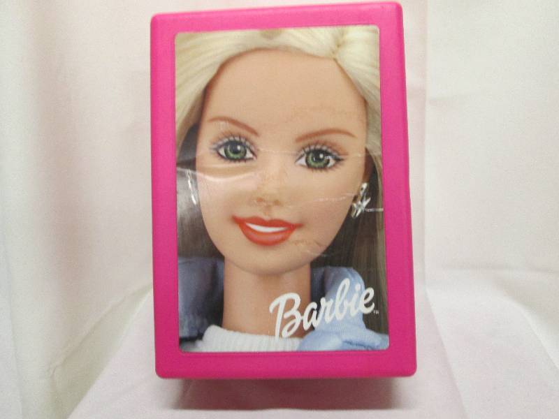 Barbie Suitcase filled with doll cl...