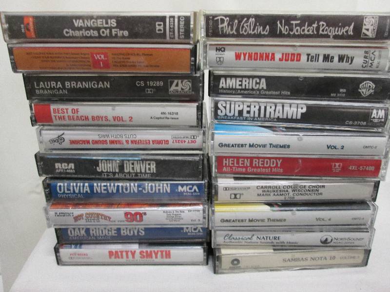 Lot of 20 cassette music tapes vari...