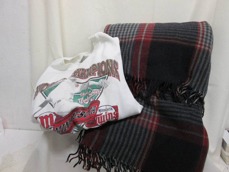1991 Twins Sweatshirt, Plaid Stadiu...