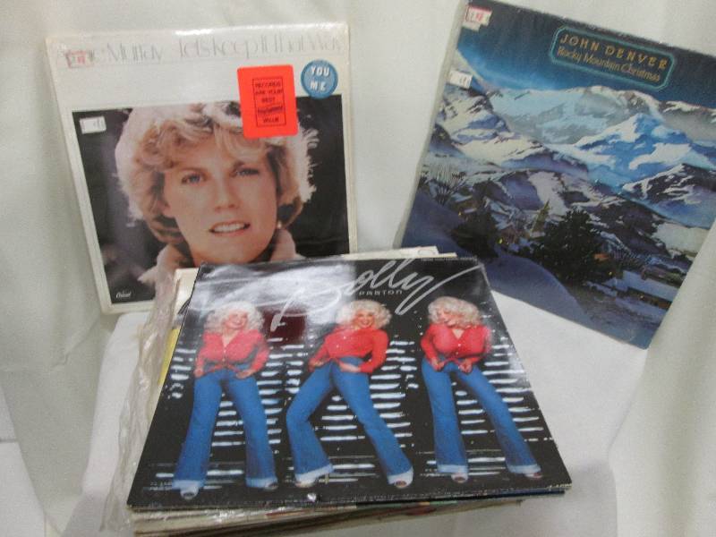 Lot of 20 vinyl albums various arti...