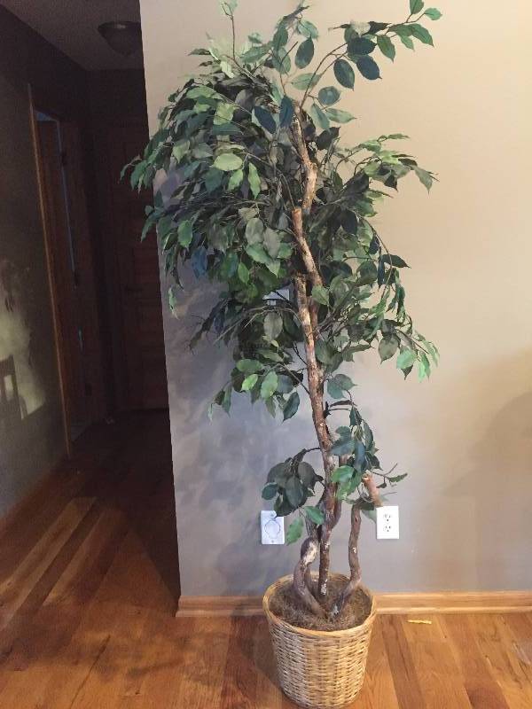 Artifficial Tree