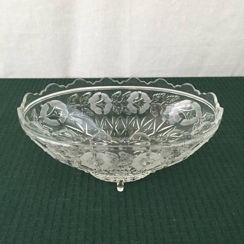 Unusual Vintage 12 Heavy Cut Crystal  Glass Footed Oval Etched Fruit Bowl BEAUTIFUL