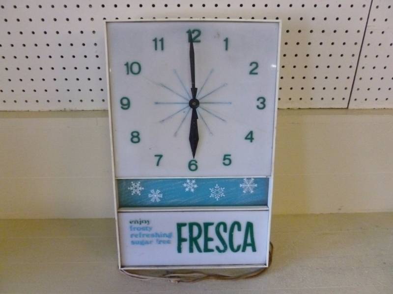 lot 8 image: Vintage Fresca