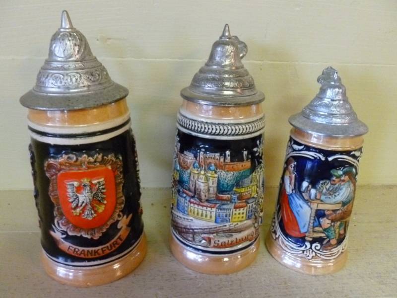 lot 48 image: Beer Steins