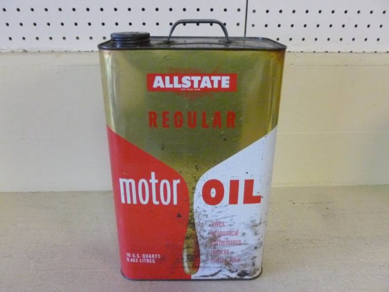 lot 52 image: Vintage Oil Can