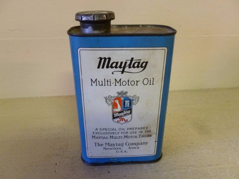 lot 59 image: Vintage Oil Can