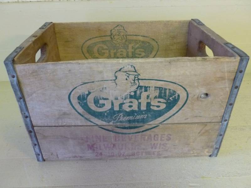 lot 61 image: Vintage Wooden Crate