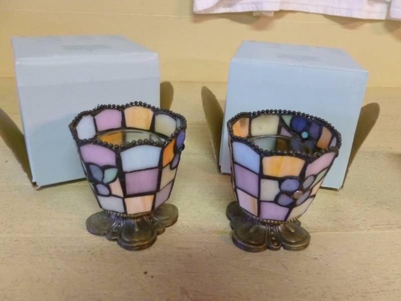 lot 106 image: Partylite Candle Holder
