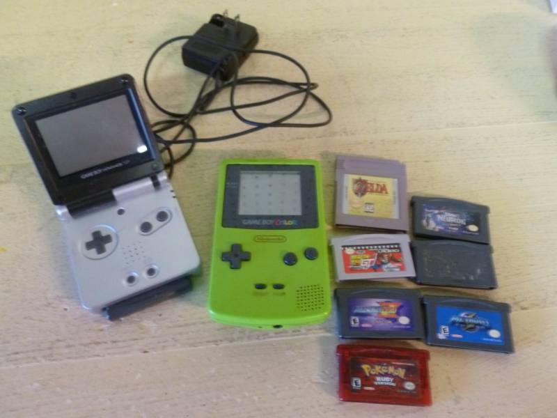 lot 119 image: Nintendo Gameboy