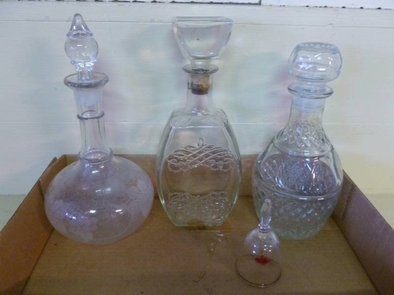 lot 128 image: Liquor Decanters