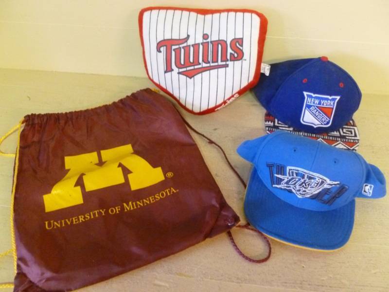 lot 132 image: Baseball Caps