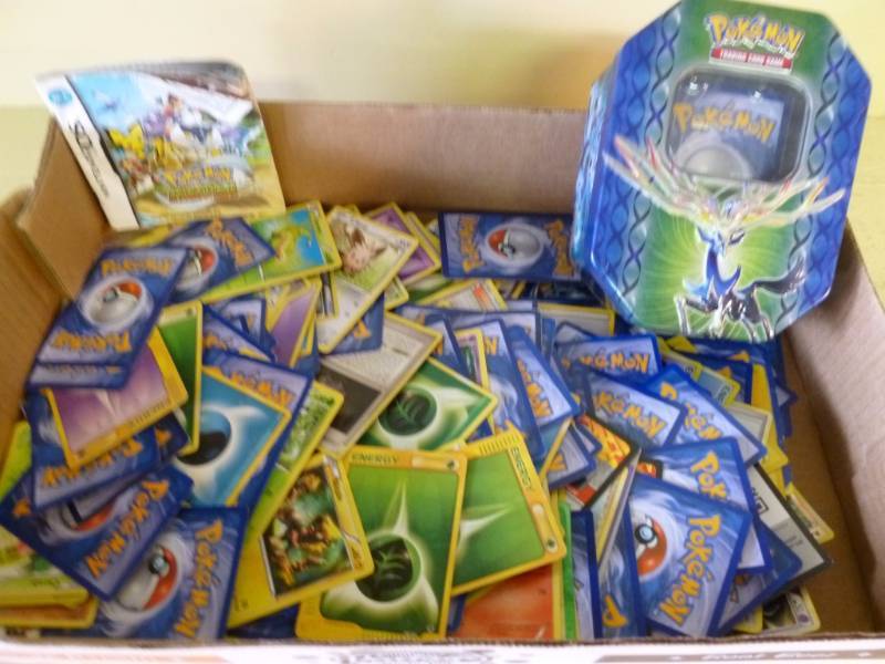 lot 137 image: Collectible Pokeman Cards