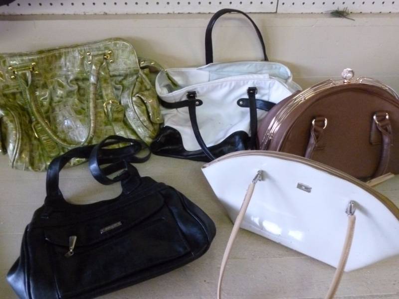 lot 195 image: Handbags